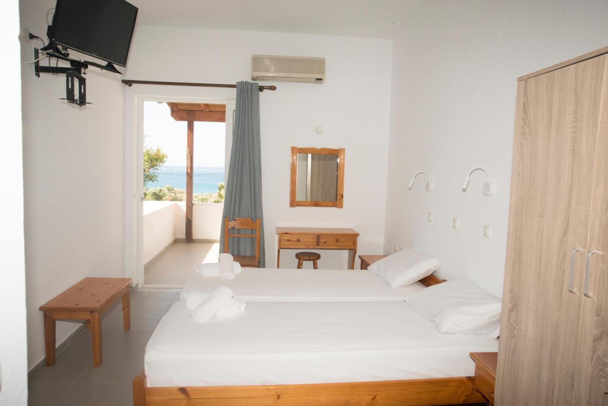 Manolia Apartments&Studios Plakias Esterno foto